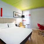 Radisson & Conference Centre Oslo Airport 4*