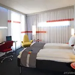 Radisson & Conference Centre Oslo Airport فندق