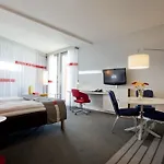 Radisson & Conference Centre Oslo Airport فندق 4*